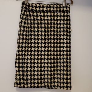 High-waisted pencil skirt
